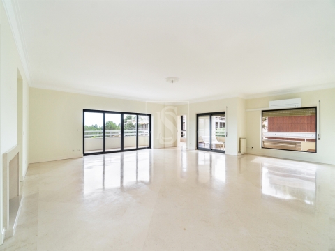 Apartamento T4