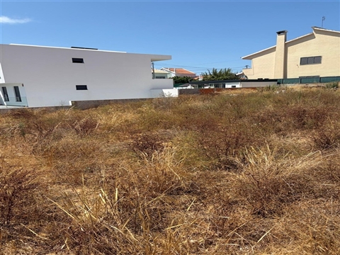 Terreno Urbano de 528 m² com Projeto Aprovado | Charneca da Caparica