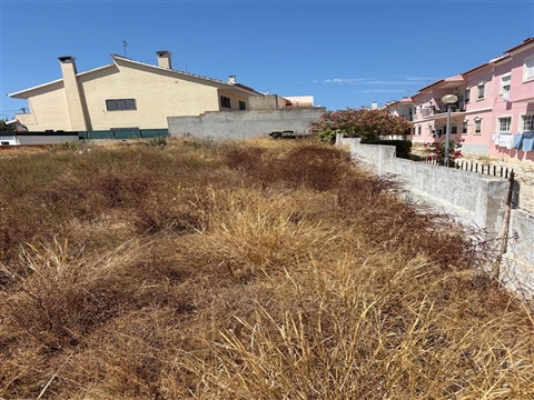  Terreno Urbano de 528 m² com Projeto Aprovado | Charneca da Caparica
