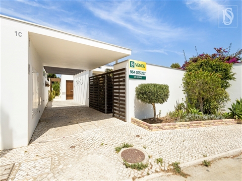 Moradia T2+1 com piscina - Aldeia do Meco - Sesimbra (Castelo)